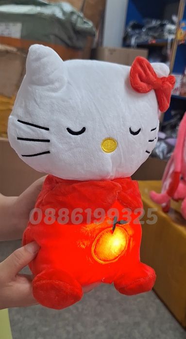 Плюшена дишаща играчка Стич/ Кити/ Видра с музика и светлина