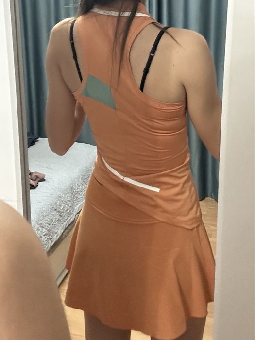 Теннисный костюм