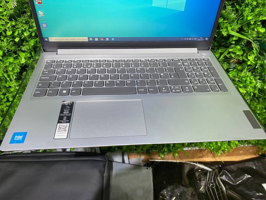 4kun ishlagan Lenovo office seleron N4500 8/256 Nvme SSD holati ideal