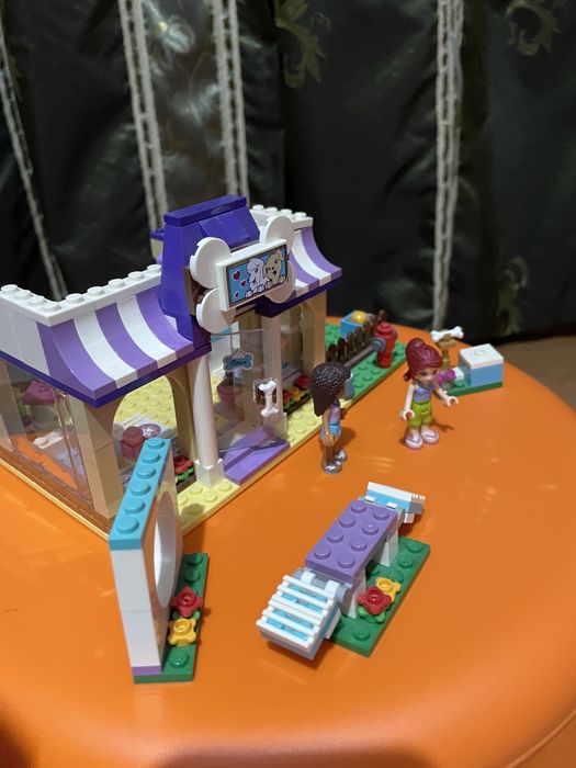 LEGO Friends Gradinita cateilor din Heartlake 41124