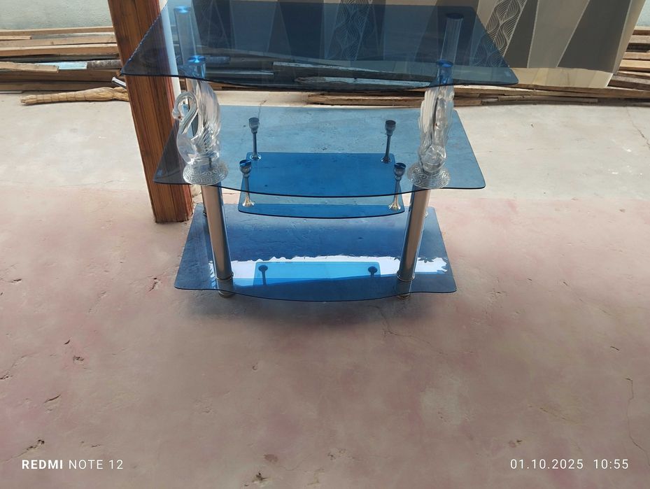 Срочно продается Подставка для телевизора, состояние хороший .