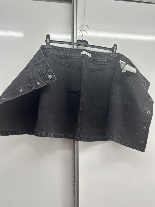 Fusta neagra denim cu capse