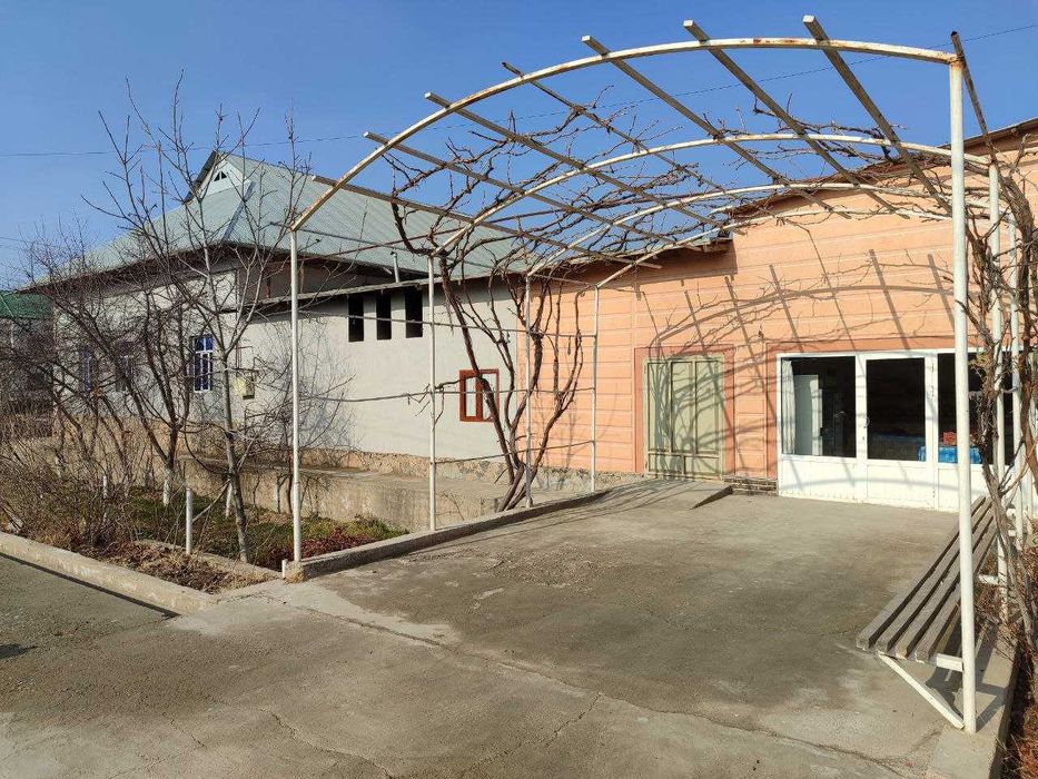 Hovli sotiladi 6 so'tix