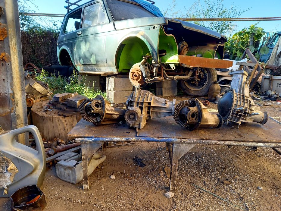 Нива  по запчастам