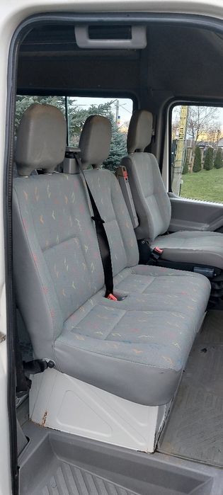 Vw LT din 2006 cu 18 + 1 locuri are motor 2.5 TDI înmatriculat pe Ro
