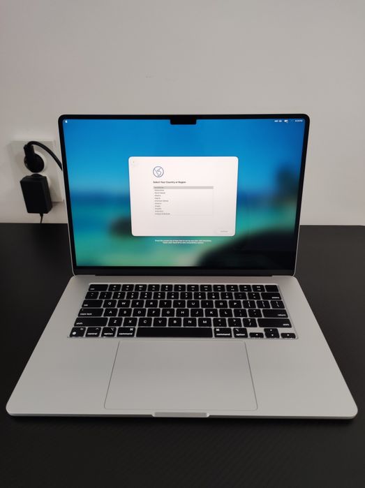 MacBook Air 15" M3, 16/512 ГБ