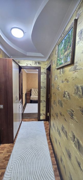 Продам чиланзар 26.  Двух комнатная.  Балкон 2*6