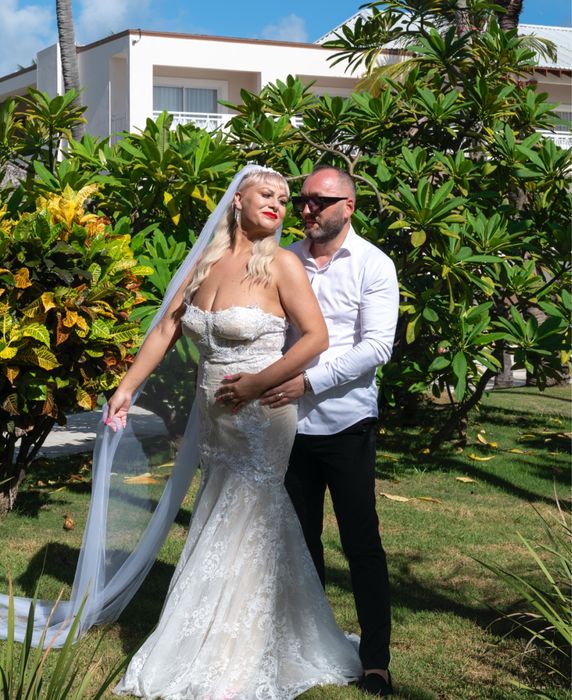 vand rochie de mireasa alb ivory crem bej + voal