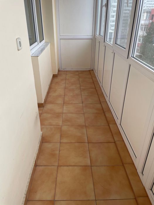 Apartament 3 camere DECOMANDAT - zona OMV VEST