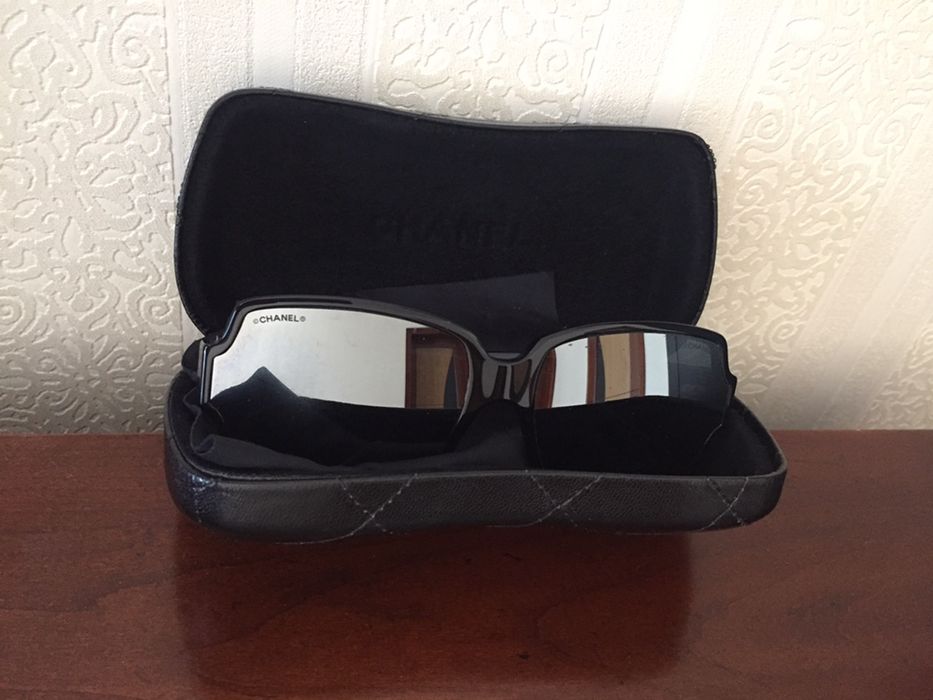 Продаются солнцезащитные очки “Chanel”