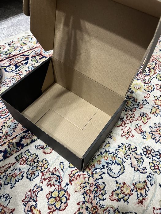 Подарочные коробки