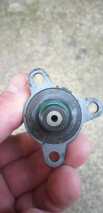 Клапан-регулатор на горивото