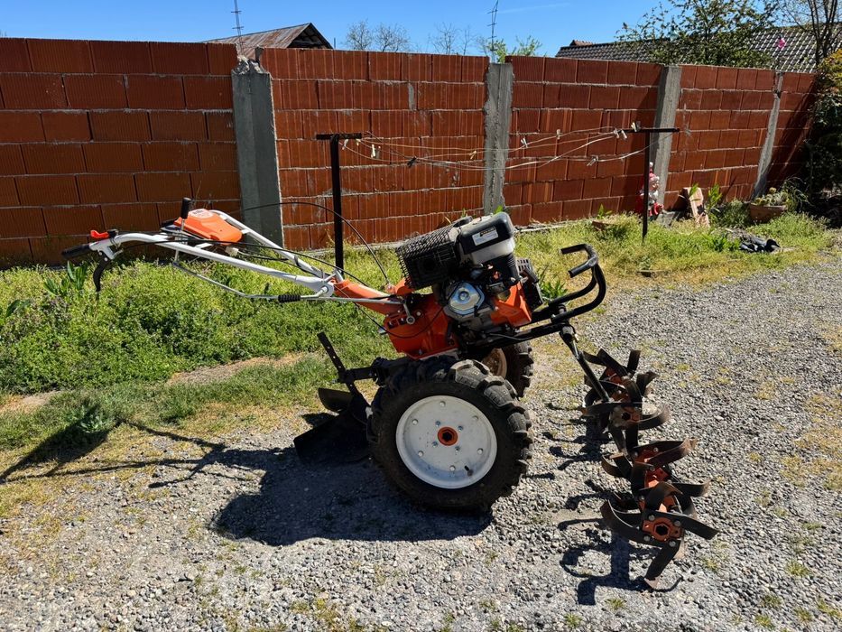 Motocultor Ruris 818K, model pe benzina, 13.4 kW, 18 CP, 3 viteze
