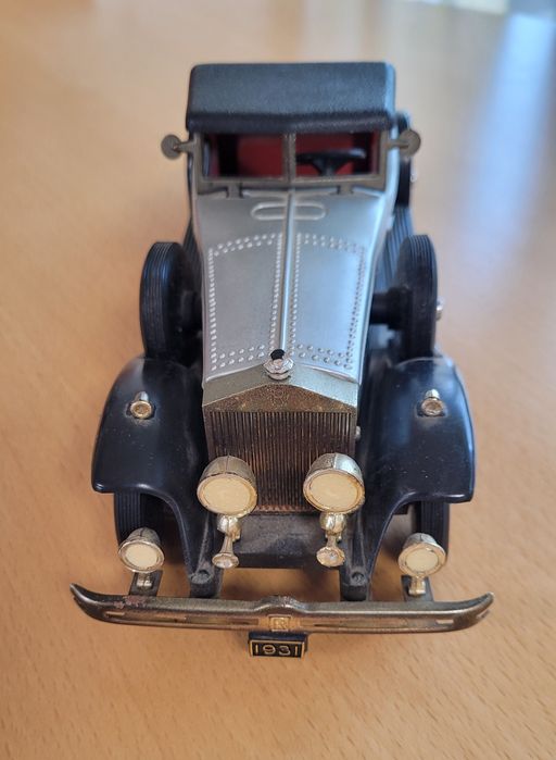 Винтидж Rolls Royce Phantom II (1931) – AM радио