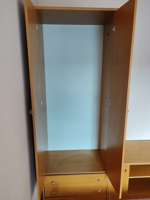 Спальный уголок с кроватью