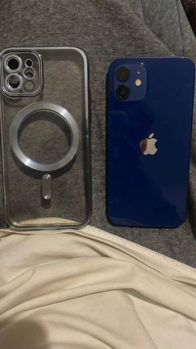 Продам iphone 12