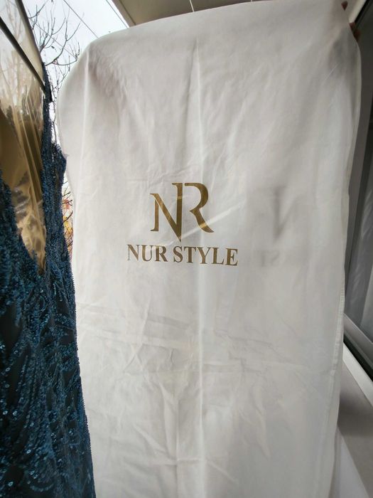 Официална рокля Абитуриентска рокля нова