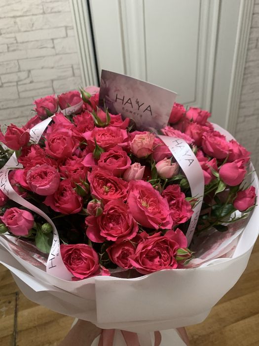 Кустовой пионовидный букет