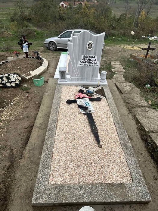 Изработка на надгробни паметници от мрамор и гранит реставрация монтаж