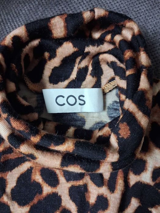 Блуза на COS мерино