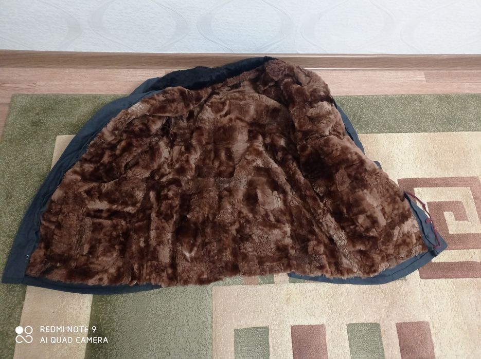 Продам натуральнныц бушлат