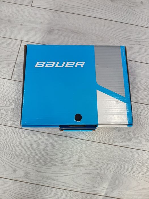 Продам хоккейные коньки