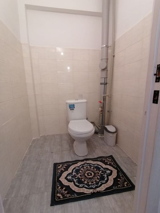 Сдаётся 2 х ком квартира в 15 м мкр .