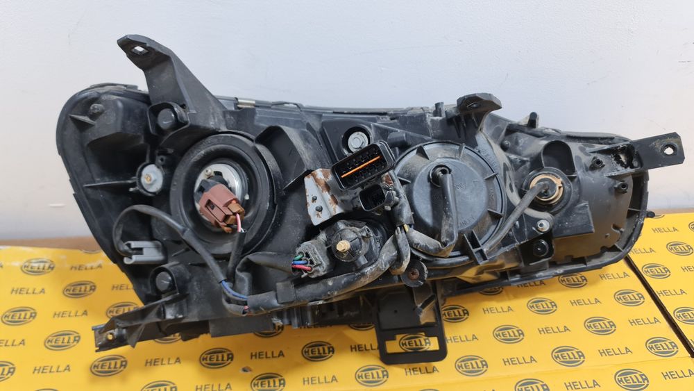 Far halogen stanga Mitsubishi Lancer x viii