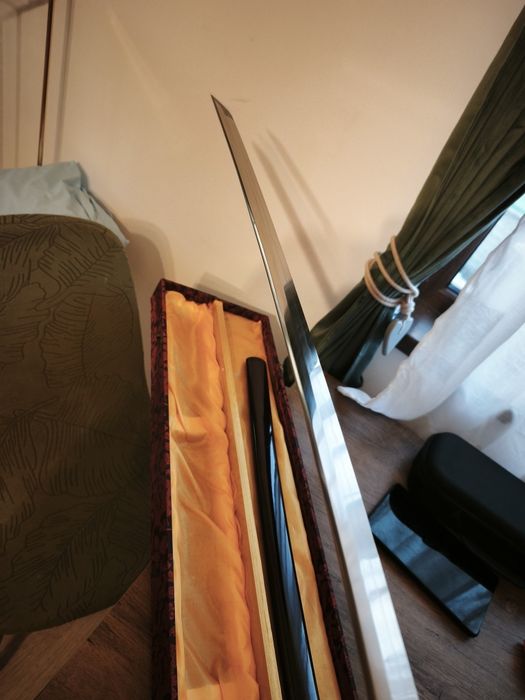 katana japoneza din otel damasc
