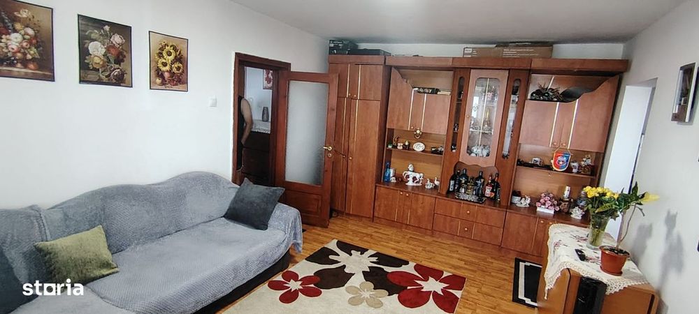 Apartament 2 camere bloc cu lift nou