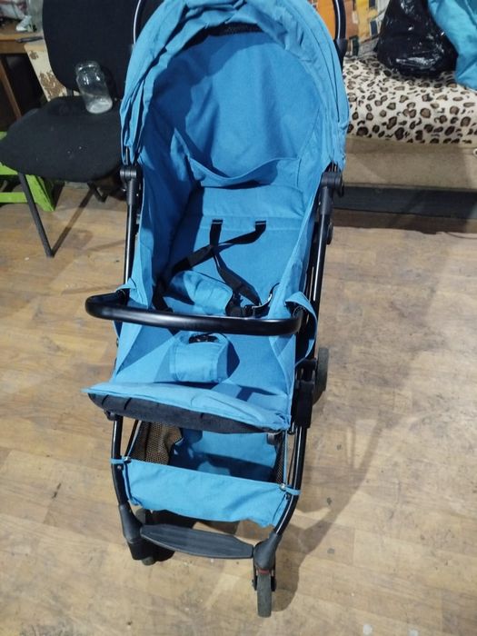 Коляска прогулочная