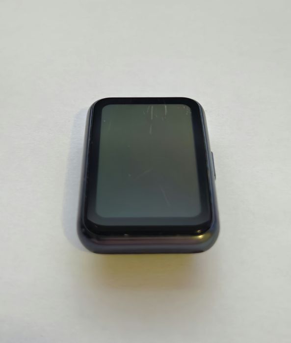 **URGENT** Smartwatch Huawei Watch FIT, *o bucata ramasa*