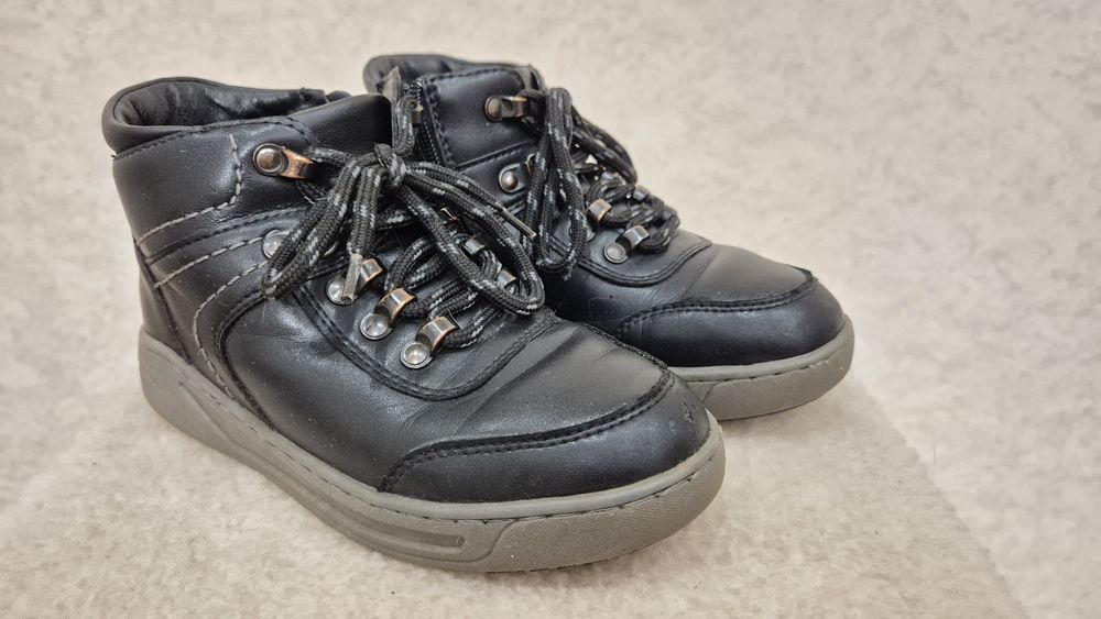 Детские зимние ботинки