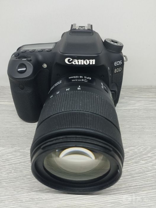 Canon EOS 80D Kit, yangidek holatda