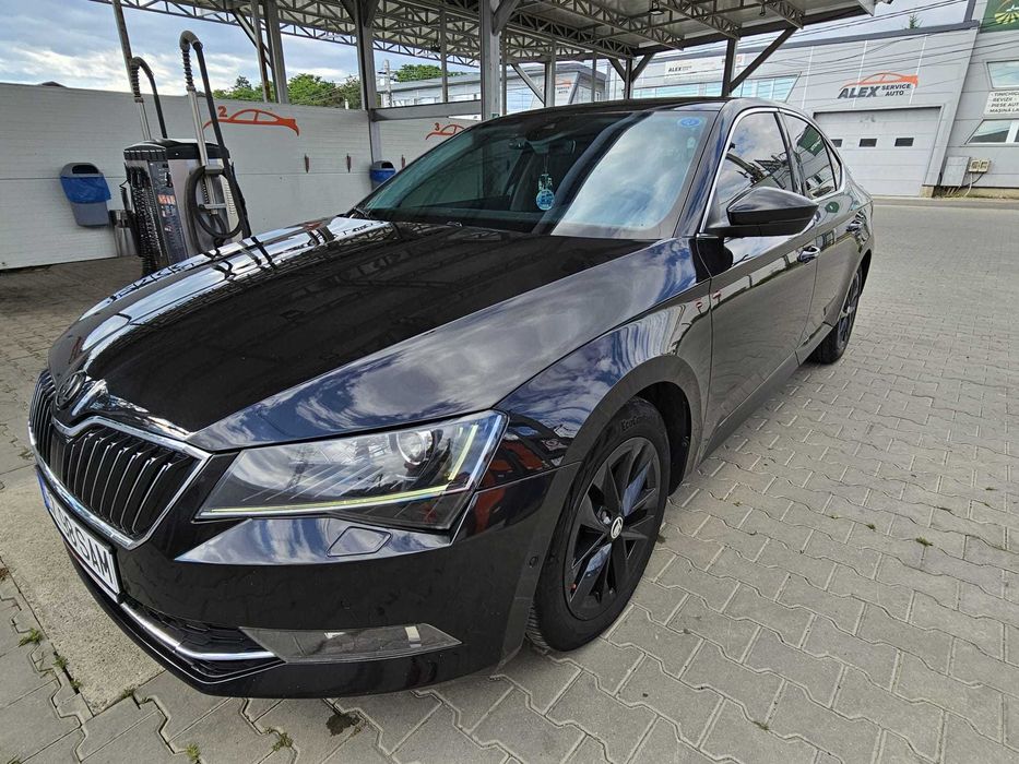 Skoda Superb 2.0 TDI /Automata/ Berlina