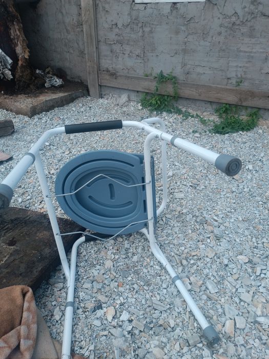 Инвалидное кресло