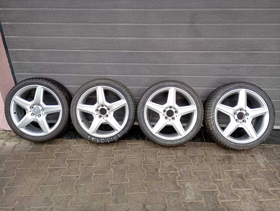 Roti originale Mercedes AMG 225 40 18 cu anvelope noi good year iarna
