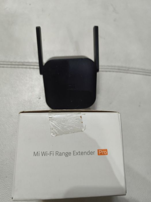 Усилитель Wi-Fi Xiaomi Mi Wi-Fi Range Extender Pro