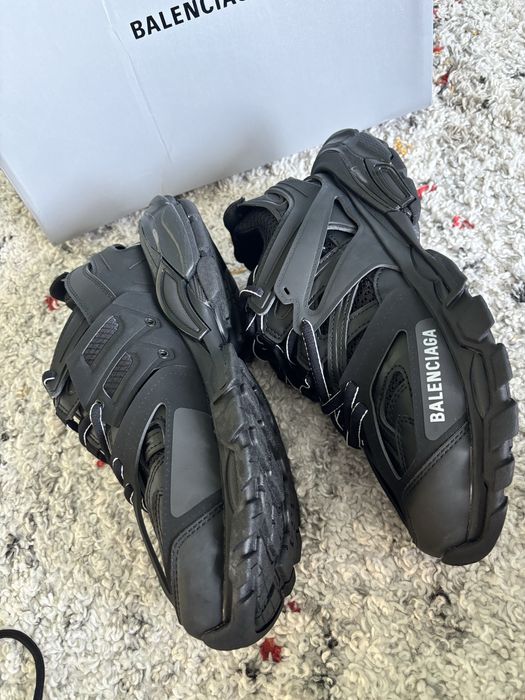 Balenciaga Track maime 40