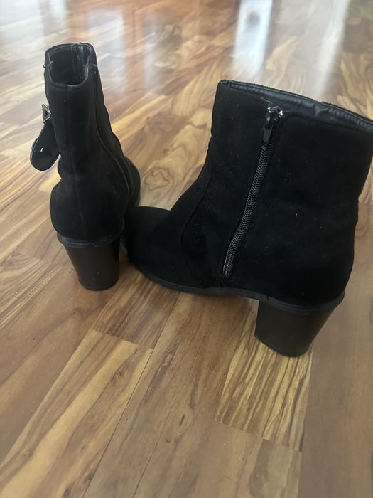 Боти естествен велур и кожа