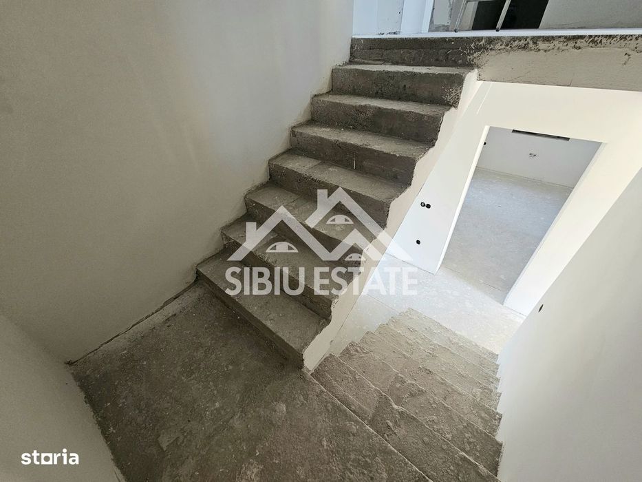 Casa noua 4 dormitoare, 3 bai