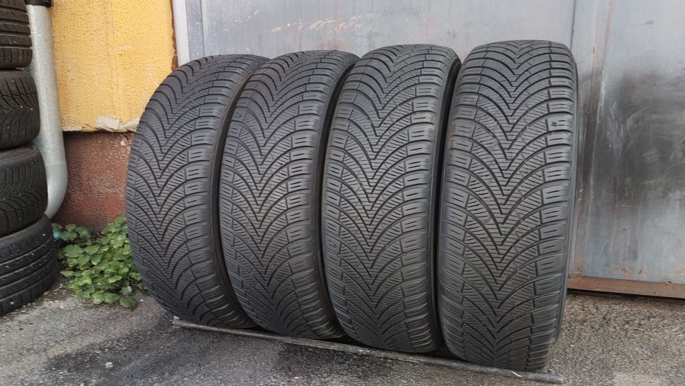 4бр. всесезонни гуми 225/65/17 Kumho Solus
dot4523