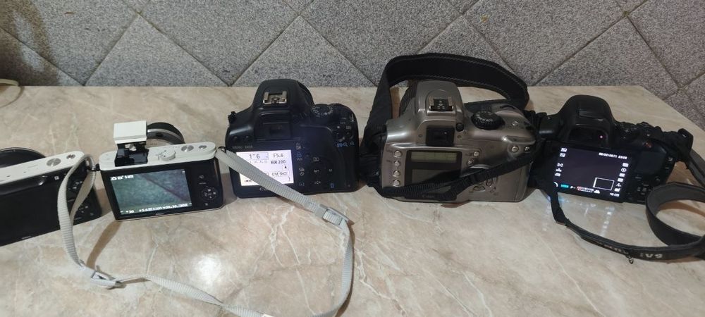 Продам зеркальные фотоаппараты