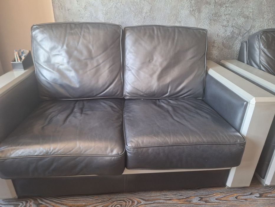 Кожени дивани - 2бр