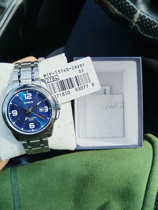 Продам наручные часы