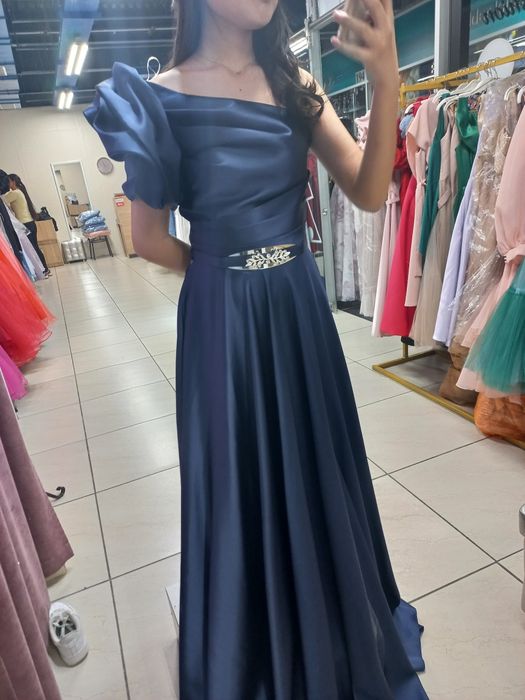 Вечернее платье в пол