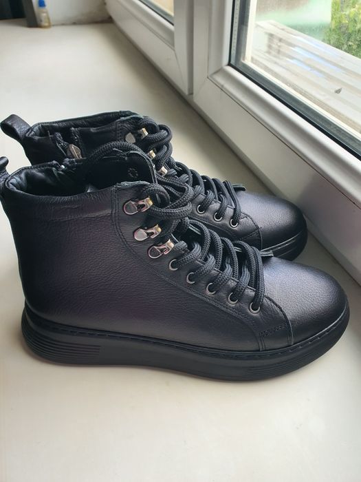 Ботинки натуральная кожа, Турция, новые 39 размер, Турция.