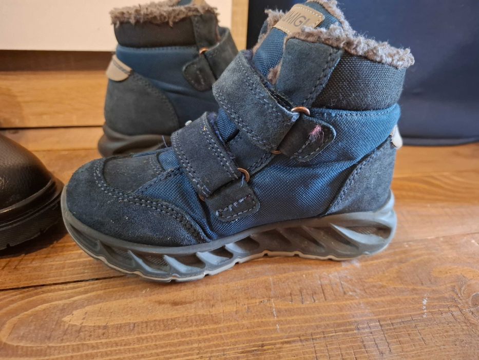 Детски обувки и ботушки