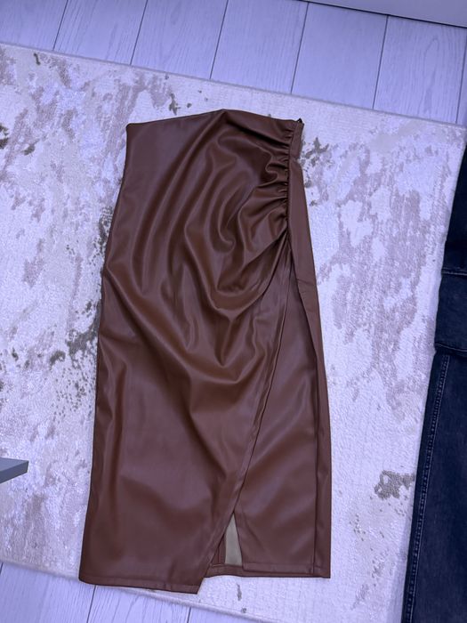 Джинсы все по 2000