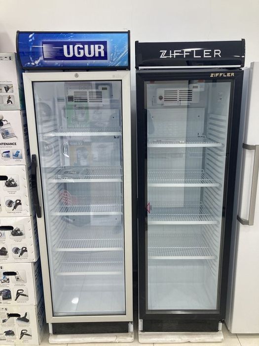 Витринный Холодильник